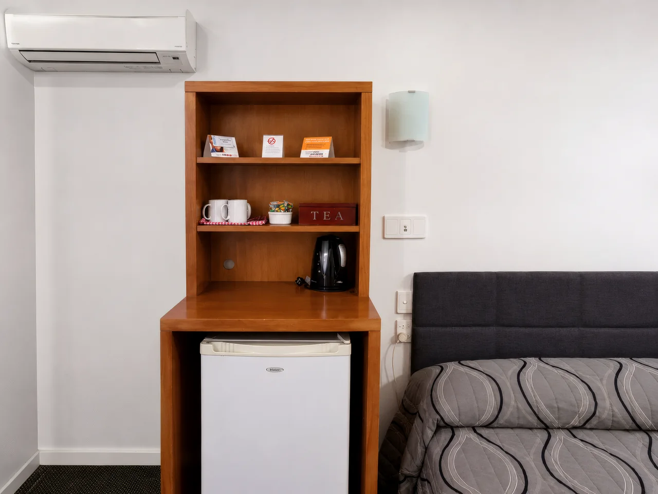 Deluxe Family Room — view 8